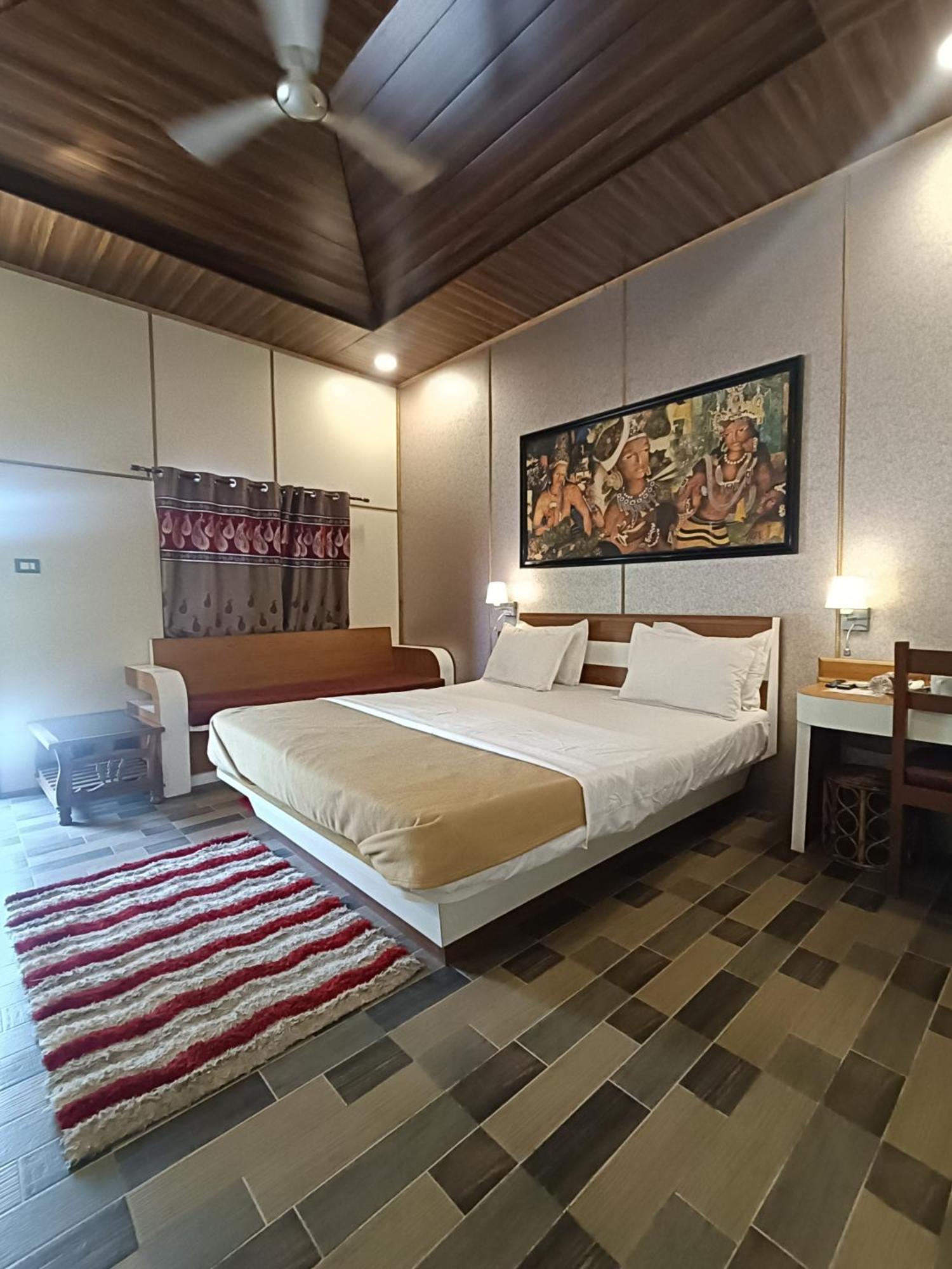Ellora Heritage Resort Exteriör bild